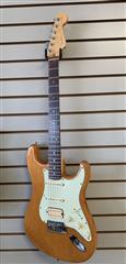 USA製 Fender American Deluxe Stratocaster American Deluxe Stratocaster Review